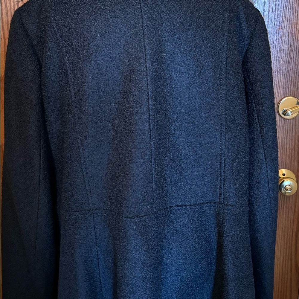 Woman’s wool swing coat - Picture 3 of 5